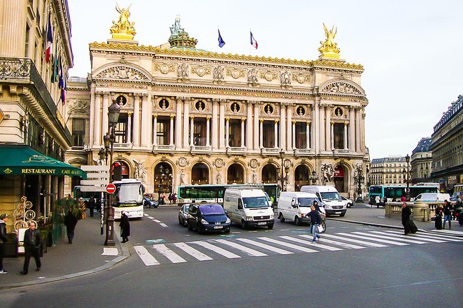 1 day in Paris with Friendly Local Guide - A Private 7-Hour Paris Walk From Your Hotel