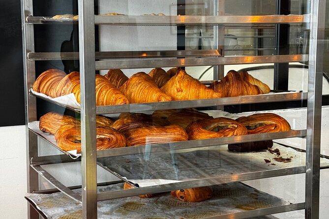 #1 Montmartre Pastries & Chocolate Food Tour with 6+ Tastings - Sacré-Cœur: The View Moment That Makes the Walk Worth It