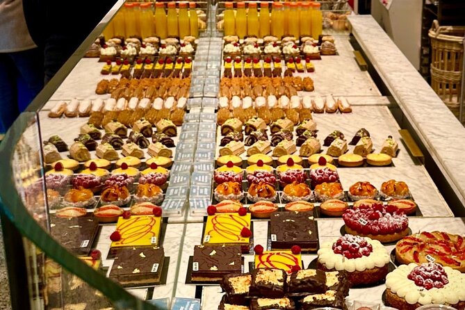 #1 Paris Chocolate and Pastry Food Tasting Tour - Montmartre Walk: Sacré-Cœur Views and Sweet Stops in the Artistic Streets