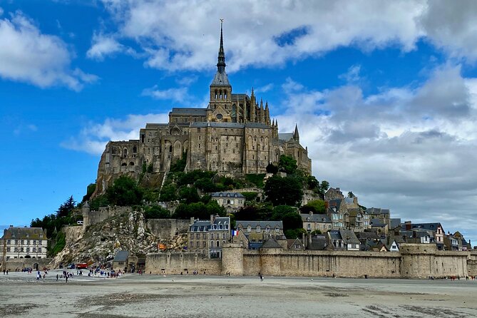 2-day Mont Saint-Michel, Full D-Day, Normandy Private from Paris - Overnight near Mont Saint-Michel: why staying close matters