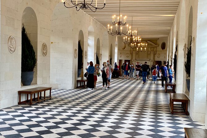 2-day Private Top 6 Loire Castles Live Guided tour from Paris - Clos Lucé: Leonardo’s Final Years, Plus the Underground Link
