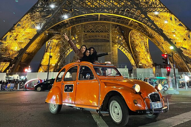2-hour Private Night Ride in a Citroën 2CV in Paris - Past Notre-Dame to the Quays: Classic Paris in Pass-By Form