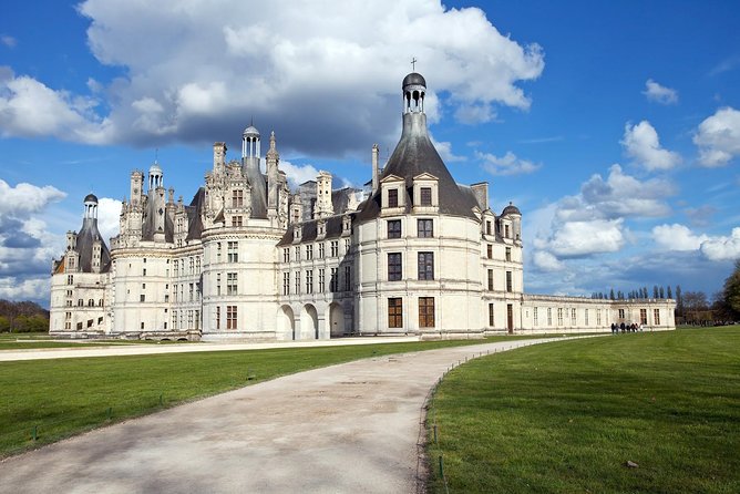 3 Days Trip to Normandy, Loire and Mont Saint Michel from Paris - Should you book this Paris-to-Normandy-and-Loire tour?