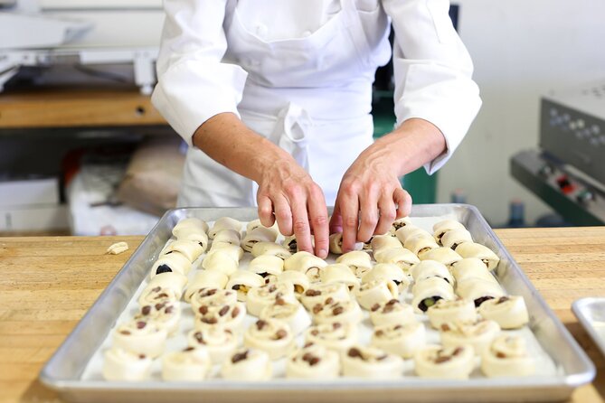 3-Hour Croissant & Pastry Cooking Class With Local Baker in Paris - What You’ll Make in 3 Hours (and Why It’s the Right Combo)