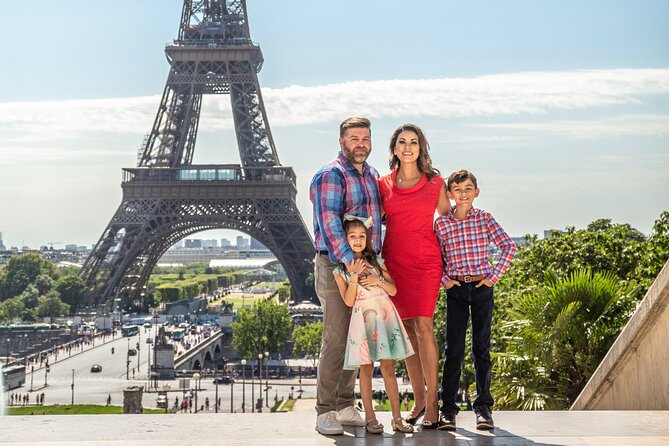 30 min photosession in Paris, all photos sent and edited - Weather and Timing: What Happens When Paris Changes the Plan