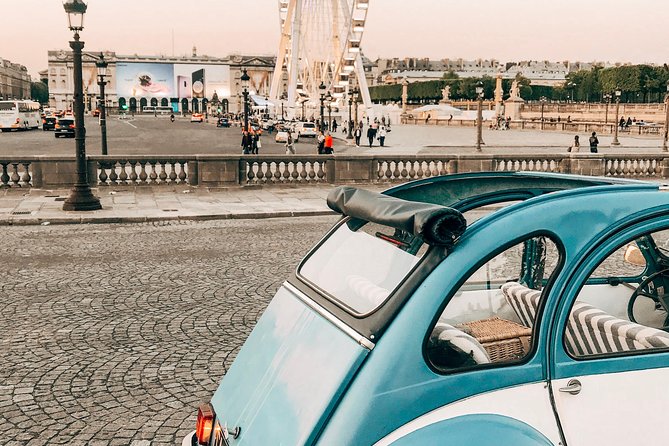 3H Grand Paris Tour in 2CV CITROEN - Trocadéro to Eiffel Tower: The Quiet Photo Moment