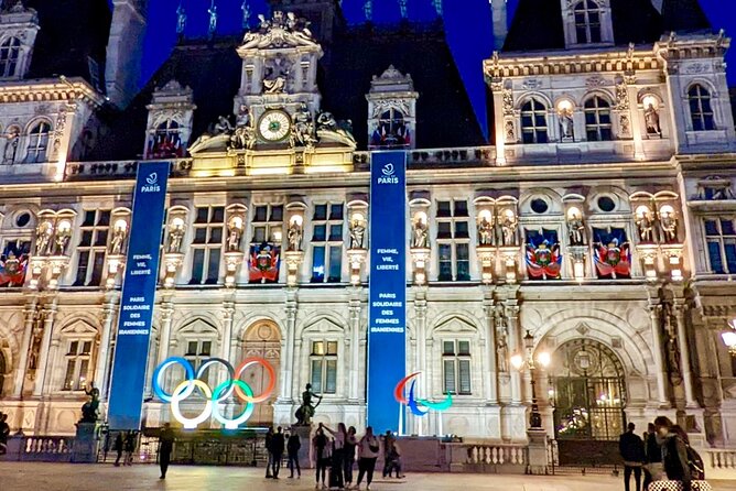 5 Hour Walking Tour in Paris with Licensed Guide - Eiffel to Moulin Rouge: Views, Stories, and Can-Can Curiosity