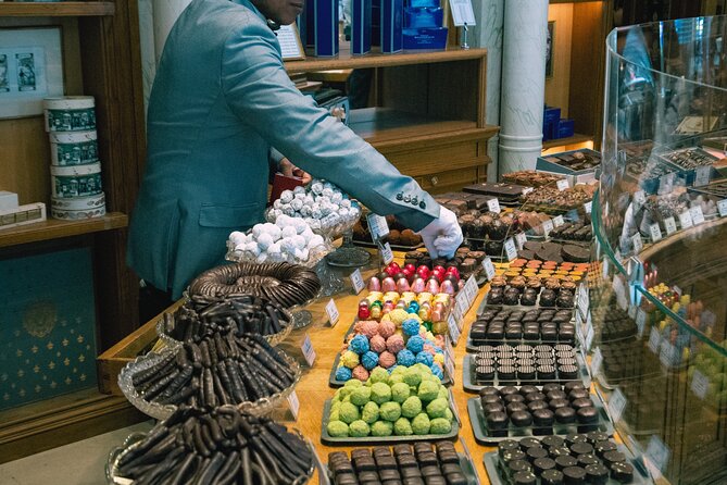 A Morning in Paris Food Tour: Croissants, Baguettes & Chocolate - The route in plain English: every stop and what to notice