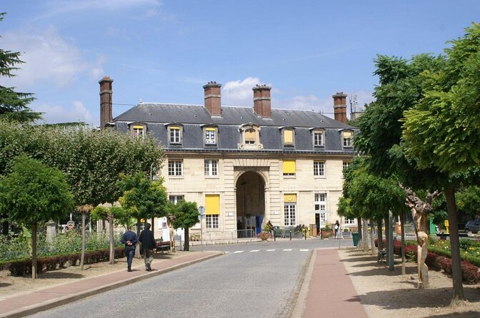 A Self-Guided Audio Tour Around Parc Montsouris - Why this Parc Montsouris audio walk feels like Paris, not a theme park