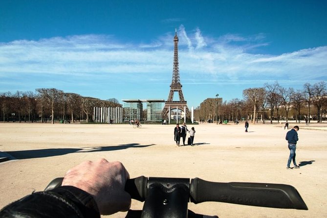 Amazing Paris Segway Tour - Pont de l’Alma and the Seine Banks: Photo Stops with Real Motion