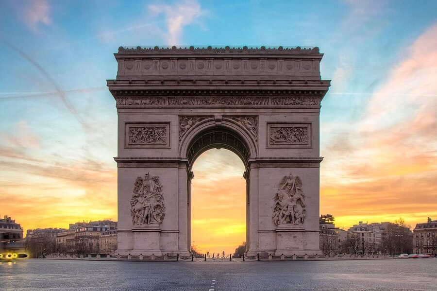 Arc de Triomphe Rooftop: Unveil History & Breathtaking Views - Key highlights worth your time