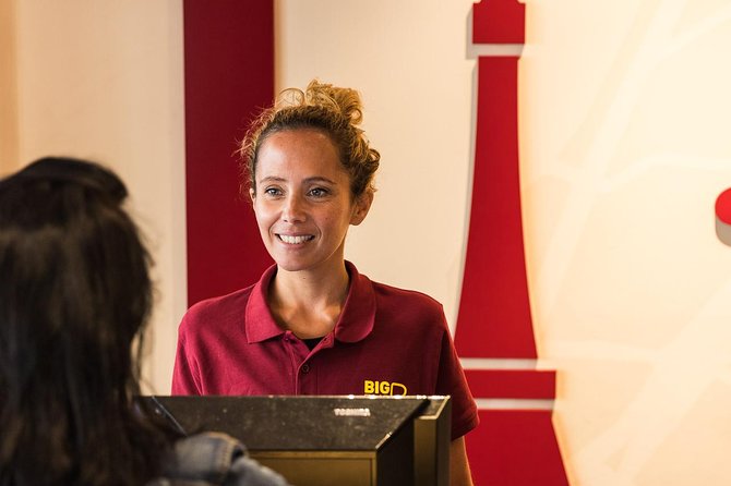 Arc de Triomphe Self-Guided Ticket & Big Bus Hop-On Hop-Off - Who this package fits best