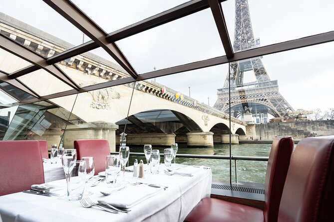 Bateaux Mouches Lunch Cruise on the Seine River in Paris - The route: monuments you’ll spot and how to read the scenery