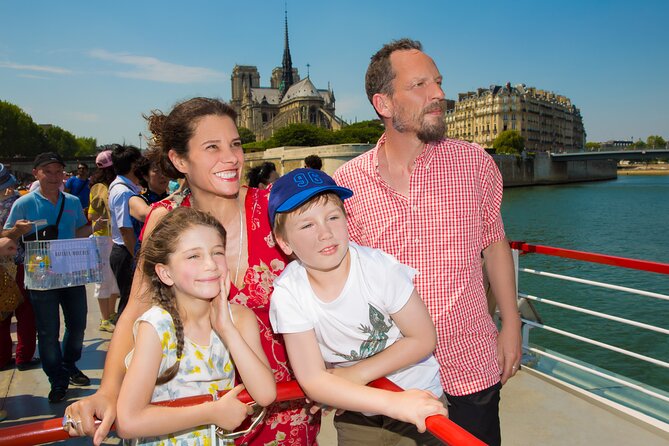 Bateaux Mouches Sightseeing Cruise in Paris with Champagne - Statue of Liberty in Paris and Other Scenic “Plot Twists”