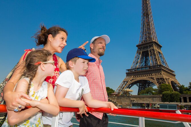 Bateaux Mouches Sightseeing Cruise on the Seine River in Paris - Port de la Conférence to the heart of Paris