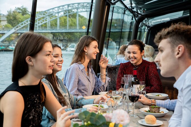Bateaux Parisiens Seine River Gourmet Lunch & Sightseeing Cruise - Bridge-by-Bridge Details: Where the Views Get Extra Fun