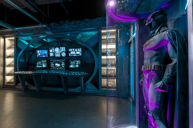 Batman Escape Game in Paris : Welcome to Gotham City ! - Extra points: the nearby food hall makes a good combo