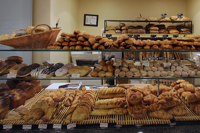 Behind the Scenes of a Boulangerie: French Bakery Tour in Paris - Baguette Moments: The Rules and Techniques You’ll Hear