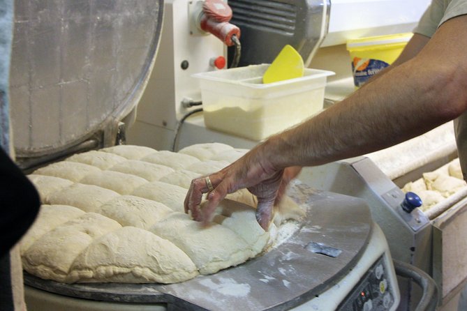Behind the Scenes of a Boulangerie: French Bakery Tour in Paris - Croissants and Pastries: More Than a Sweet Side Quest