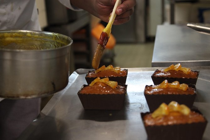 Behind the Scenes of a Boulangerie: French Bakery Tour in Paris - Entering the Production Rooms: Small Group Meets Tight Space