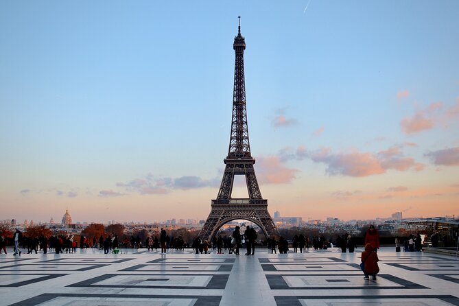Best Bits of Paris: 40 Favorites Small-Group Walking & Metro Tour - Starting at Saint-Germain des Prés: where Paris feels lived-in