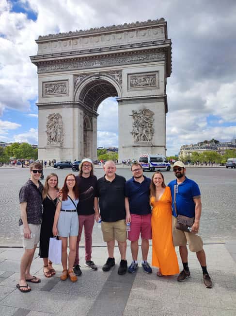 Best Bits of Paris: 40 Favourites Walking Tour 5 hours - Notre-Dame to the Seine: seeing the classic Paris spine