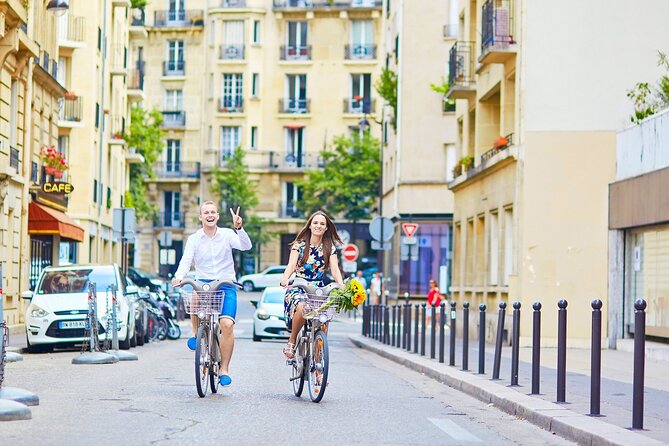 Best of Paris by Bike with a Local - Place de la Concorde and Grand Palais: history with room to breathe