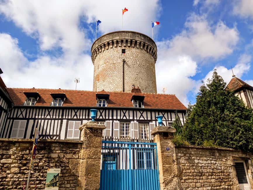 Bike tour from Vernon to Giverny with local guide - From station to Impressionist streets: why this ride works