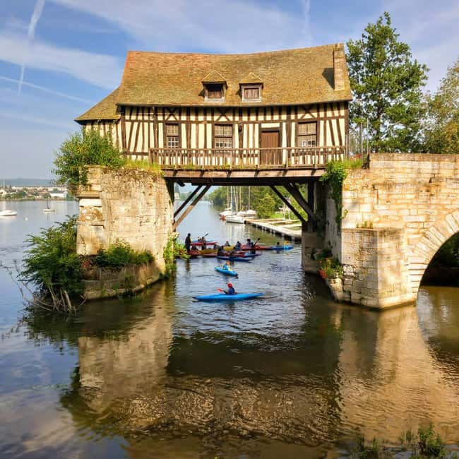 Bike tour from Vernon to Giverny with local guide - Arriving in Giverny: where you end and how to use that time