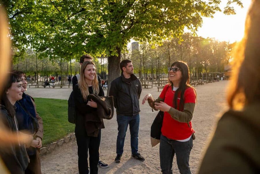 Boho Nights in Paris: A Magical Evening Tour - Key takeaways before you go