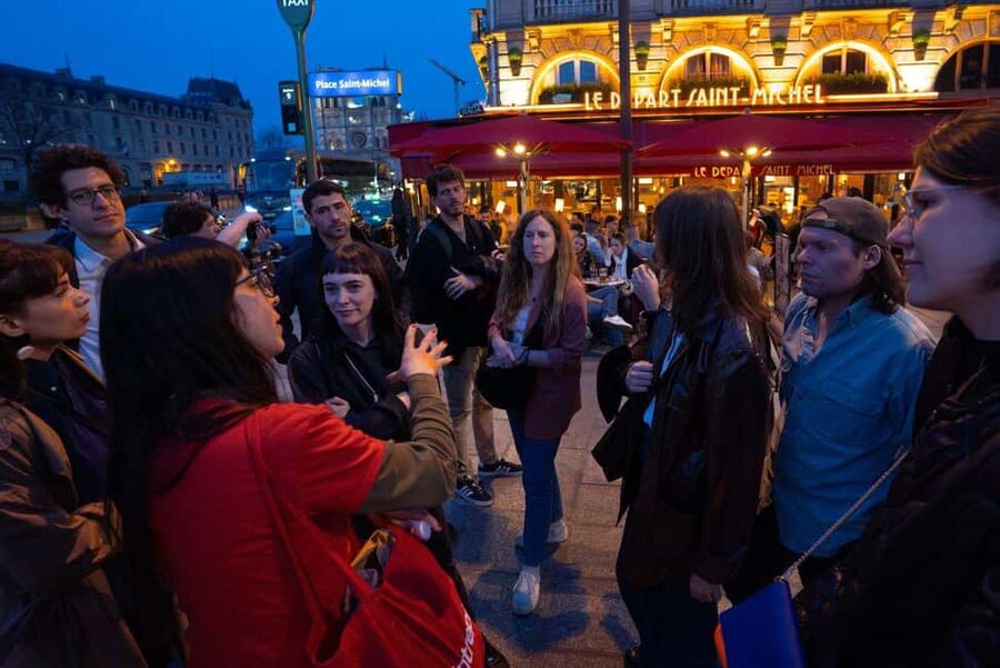 Boho Nights in Paris: A Magical Evening Tour - Rue de la Huchette: Narrow Streets, Big Paris Energy