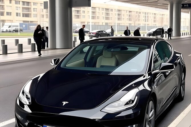 Budget airport transfer: Paris ⇄ CDG - Price and value: how $108.38 per group makes sense