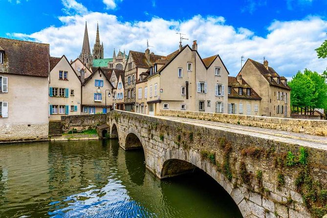 Cathedral Of Chartres - Private Trip - Chartres Cathedral With a Bilingual Driver: What You Gain