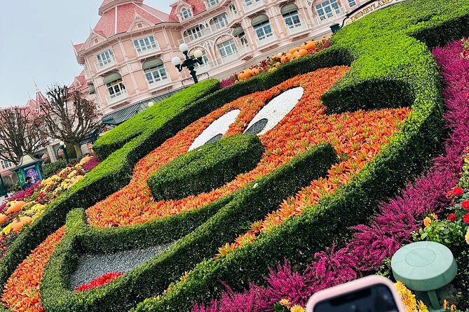 CDG Euro Disney Private Shuttle Transfer - Flight delays handled with 90 minutes free waiting