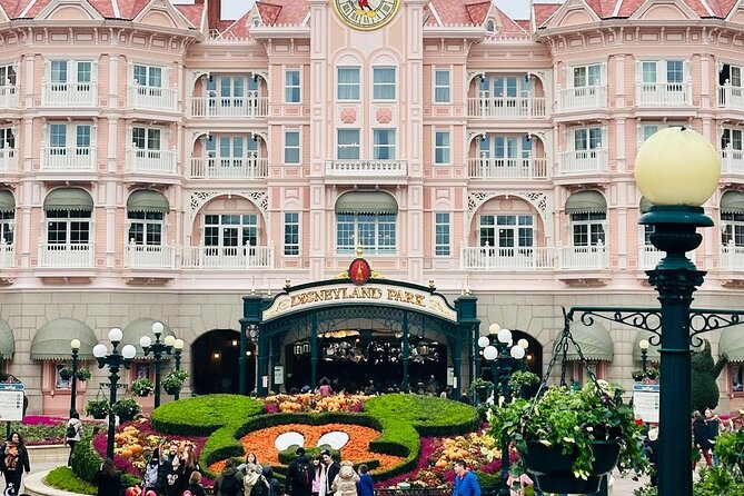 CDG Euro Disney Private Shuttle Transfer - The drive itself: about 45 minutes, with traffic reality built in