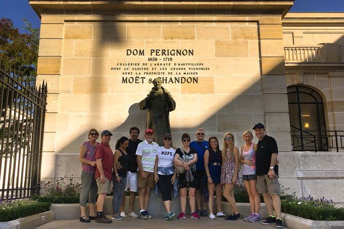 Champagne Tasting Tour Day Trip From Paris - Avenue de Champagne: lunch options and that famous Champagne street vibe