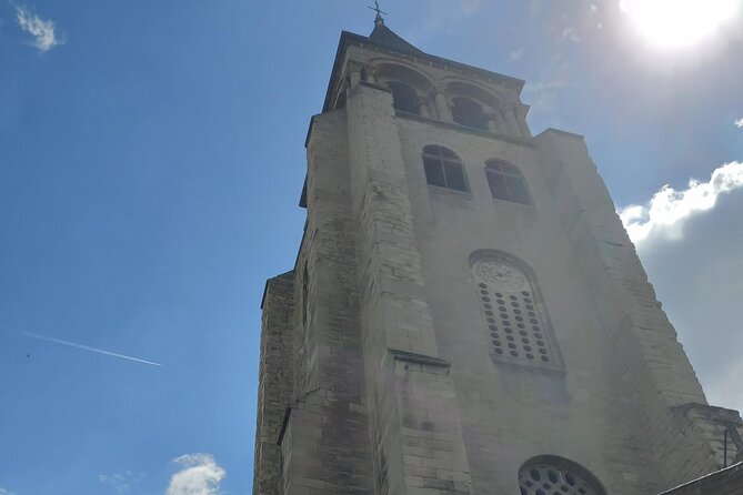 Chanson and Musical Tour in Paris - Rue Monsieur-le-Prince: Aznavour again, this time with a birth-place link