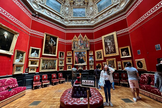 Chantilly Tour: Great Stables and Renaissance Meal from Paris - Getting to Chantilly: Pickup, Private Transfer, and Timing Reality