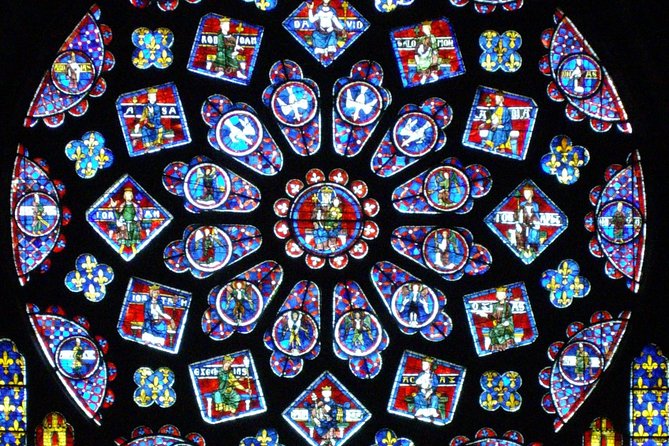 Chartres Cathedral 5 Hours Tour from Paris with Private Transport - A Private Ride to Chartres That Starts at Your Hotel