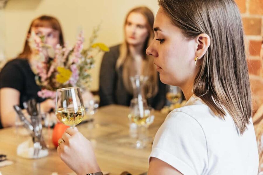 Cheese & Wine Tasting in Montmartre with Local Cheesemonger - Practical tips before you go tasting
