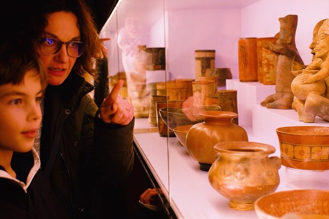 Choco-Story Paris - The Chocolate Museum - What you see on the three floors: 4,000 years from cocoa bean to candy