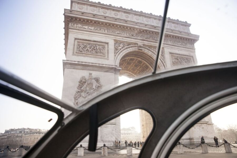 Classic, Romantic Paris: 3-Hour Vintage 2CV Tour - Classic Paris highlights: Champs-Élysées, Arc de Triomphe, and the Eiffel Tower viewpoints