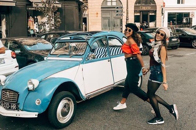 Classic Tour of Paris in 2CV CITROEN - When you might want a different plan