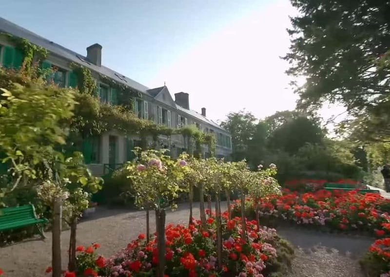 Claude Monet daytrip to Giverny, Vernon, Rouen from Paris - Giverny village and Claude Monet Street: breaks you’ll actually use