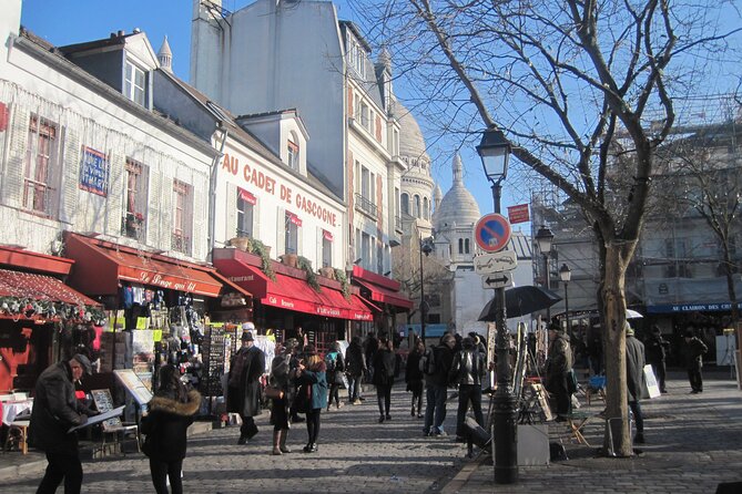 Clos Montmartre 'Paris in your Glass' Wine Tasting - Square Suzanne-Buisson: Grapevines You Can Actually Think About