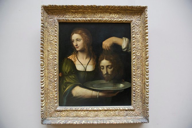 Closing Time at the Louvre: The Mona Lisa at her Most Peaceful - The Louvre Pyramid and Courtyard Orientation You’ll Actually Use