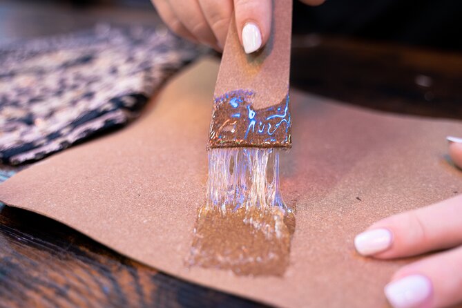 Craft a Unique Parisian luxury bag - Group size, staffing, and why the class feels hands-on (even when sewing is new)