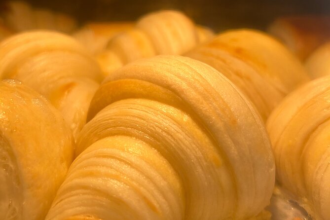 Croissants and pains au chocolat with a pastry chef in Paris - Small Group Advantage: Up Close With Your Questions