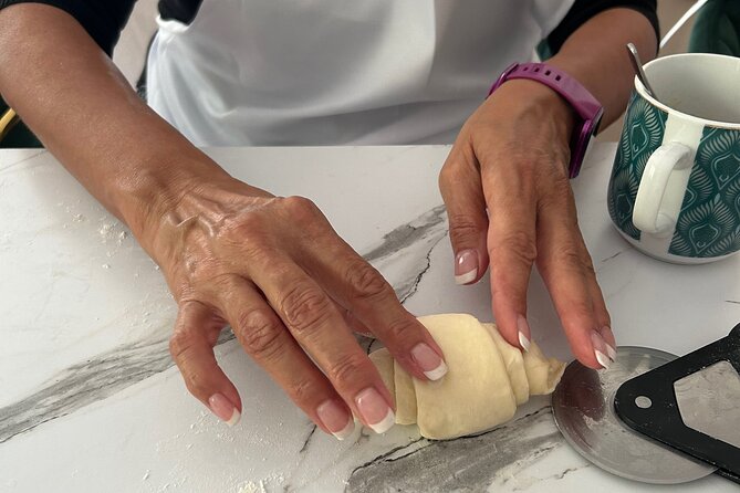 Croissants and pains au chocolat with a pastry chef in Paris - Paris Recommendations While the Dough Rests