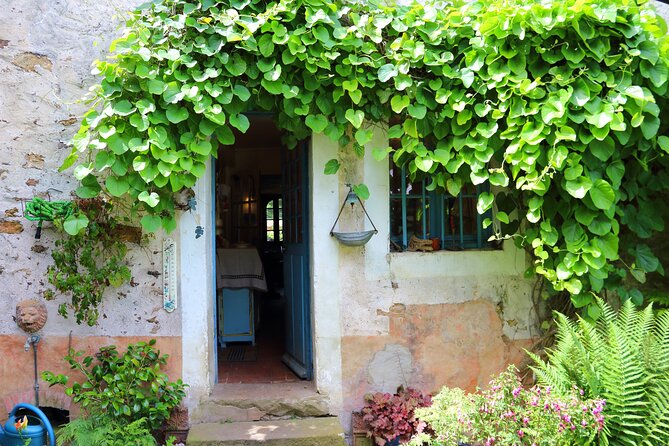 Day Trip from Paris - French Food Experience in a Country House - Timing, group feel, and language support